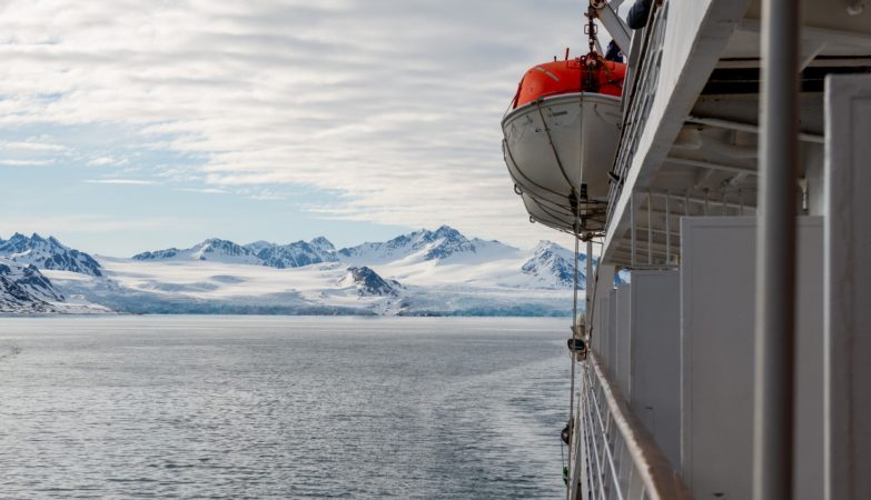Antarctique en ponant : le luxe polaire à quel prix ?