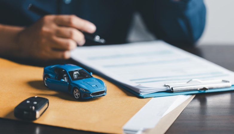 Assurance auto : quelle est la différence entre le tiers simple et le tiers plus ?