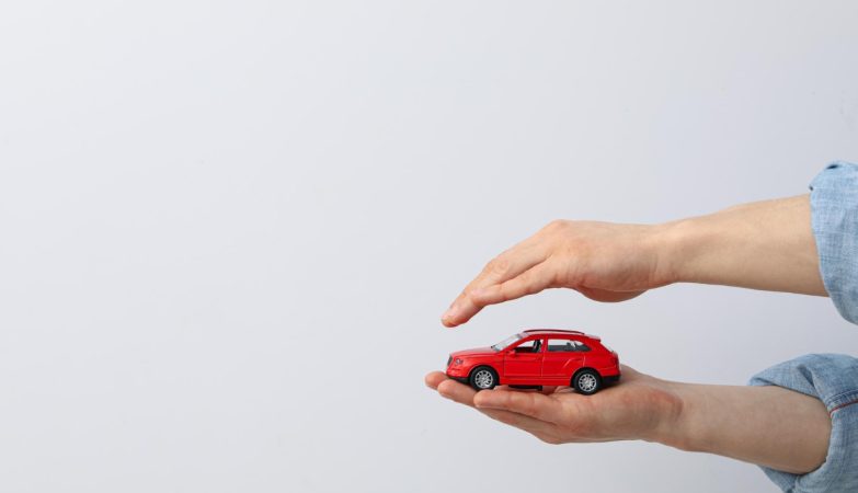 Assurance auto et voitures électriques : quelles garanties prévoir