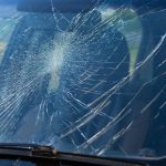 Pare-brise fissuré à Nantes ? Voici pourquoi il est crucial de le remplacer sans tarder