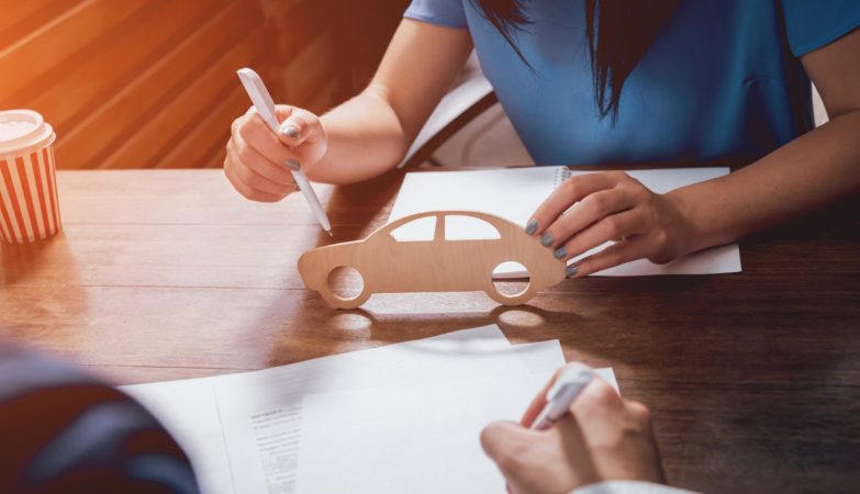 Réduire le coût de votre assurance auto : astuces et conseils pratiques